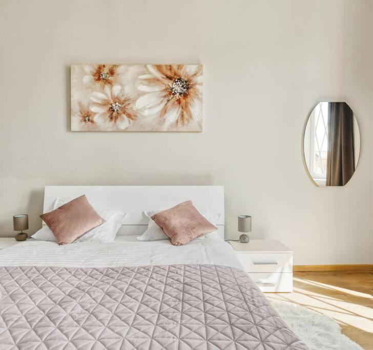 City Twenty 2Bdr Apartment By Irundo Zagreb Buitenkant foto